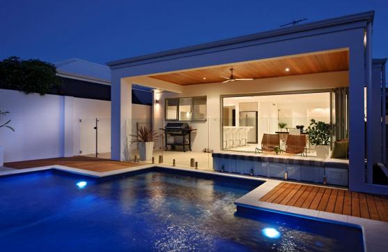 Swimming Pool Designs by Moonlight Pools