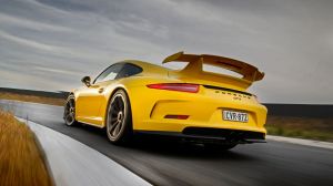 Porsche is set to offer a manual gearbox again on its 911 GT3 road racer