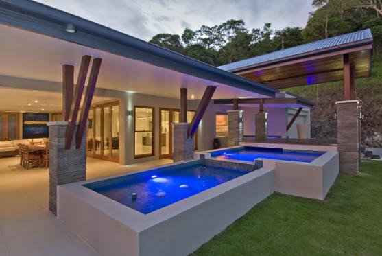 House Exterior Design by Julianne McAlloon Architects