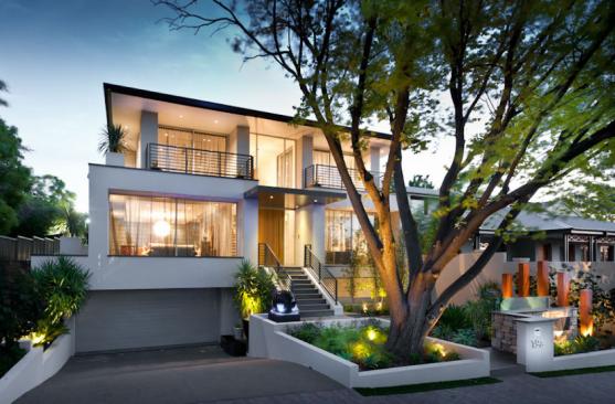 House Exterior Design by Climate Change Landscape & Project Management
