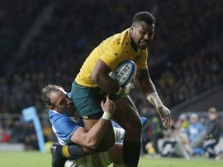 Australiaâ€™s Samu Kerevi, right, gets through the tackle of Argentinaâ€™s Leonardo Senatore as he goes on to score a try during The Rugby Championship game between Argentina and Australia at Twickenham stadium in London, Saturday, Oct. 8, 2016. (AP Photo/Alastair Grant)