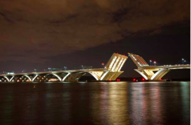 Wilson Bridge Will Open Tonight For A Replica Of A Spanish Ship