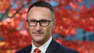 Greens leader Richard Di Natale has hit out at the major parties for adding to the problem of growing inequality.