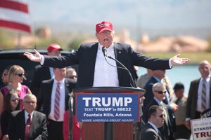 Donald Trump speaking with supporters at a campaign rally at Fountain Park in Fountain Hills, Arizona, 19 March 2016