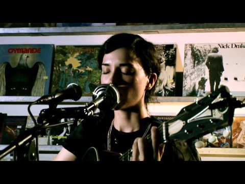 ST. VINCENT - (Other Music Session) 2007