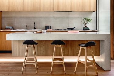 The tiny house in Elwood that Melbourne's Schulberg Demkiw Architects designed. The two bedroom plus study home is situated on a tiny 108 square metre block (about 9 x 12 metres).