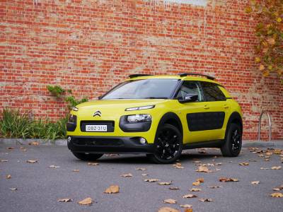 2016 Citroen C4 Cactus Manual REVIEW | A Fresh Twist On City Living