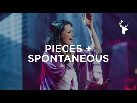 Bethel Music Moment: Pieces + Spontaneous - Amanda Cook