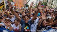 Venezuela Protest gegen Präsident Nicolas Maduro in Caracas (Getty Images/AFP/J. Barreto)