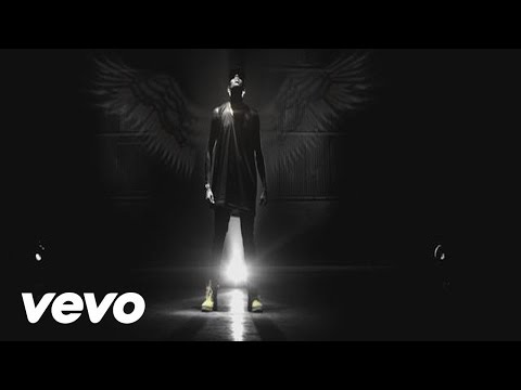 Chris Brown - Don't Think They Know ft. Aaliyah