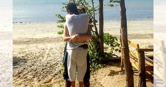 This photo of a hug is also a very confusing optical illusion