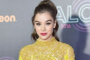 THE GOOD: Hailee Steinfeld = making Keith Haring-inspired yellow sequins look effortless since 2016. The 19-year-old ...