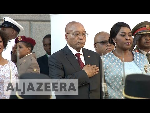 South Africa's President Zuma survives bid to unseat him