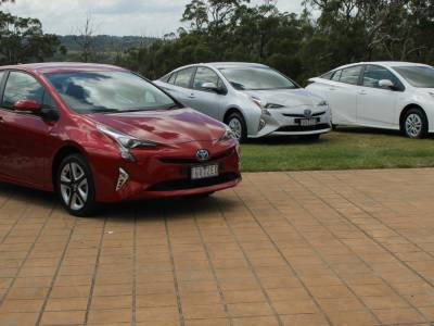 2016 Toyota Prius REVIEW | Still The Defining Hybrid... And Still The Leader