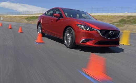 2016 Mazda SkyActiv Drive Academy | Discovering G-Vectoring Control