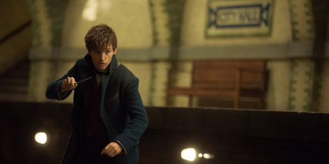 Fantastic Beasts Earns a Magical Half Billion Dollars Worldwie, P231.17-M in PH