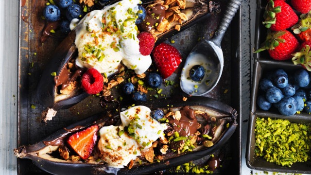 Adam Liaw's healthier baked banana and pistachio splits.