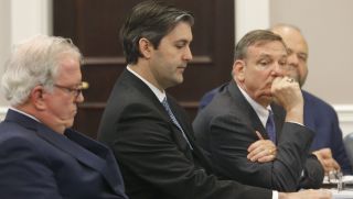 Former North Charleston police officer Michael Slager (2nd L) sits with his defense team, attorneys Andy Savage (L), Don McCune, and Miller Shealy (R) at the Charleston County court in Charleston, South Carolina, December 5, 2016. REUTERS/Grace Beahm/Post and Courier/Pool - RTSUSXO