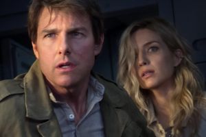 Tom Cruise and Annabelle Wallis in <i>The Mummy</i>.