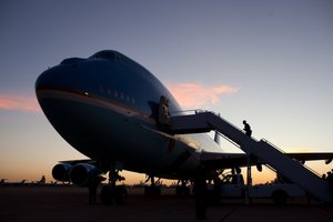 President Barack Obama boards Air Force One in Roswell, N.M., March 21, 2012. (Official White House Photo by Pete Souza)