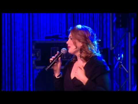 2011 APRA Music Awards - Clare Bowditch "Little Bird"