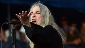 Patti Smith fumbled through her performance at the Nobel Prize ceremony.