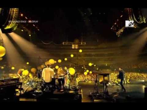 Coldplay - Yellow (Live Tokyo 2009) (High Quality video) (HQ)