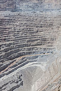 De Chuquicamata, een kopermijn nabij Calama in het noorden van Chili, is na de Bingham Canyon Mine de grootste dagbouwmijn ter wereld