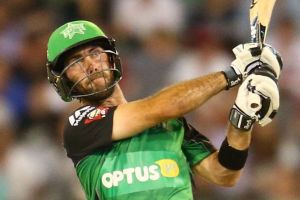 MELBOURNE, AUSTRALIA - JANUARY 06: Glenn Maxwell of the Stars hits a six during the Big Bash League match between the ...