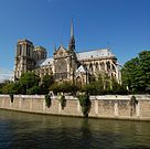 Notre Dame dalla Senna.jpg