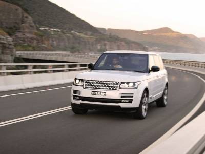 2016 Range Rover SDV8 Autobiography Long-Wheelbase Review - Large Luxe That Has No Peer