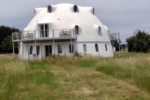 The Roundhouse in Ballan is on the market.