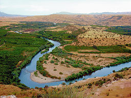 Greater Zab River near Erbil Iraqi Kurdistan.jpg