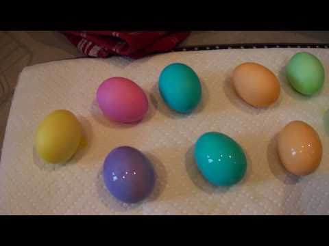 Coloring Easter Eggs with Peeps!