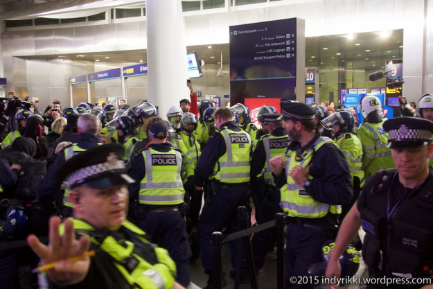 16 eurostar no borders protests - ©indyrikki