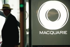 Macquarie Bank is raising alarm in Britain over its proposed takeover of the UK's Green Investment Bank.