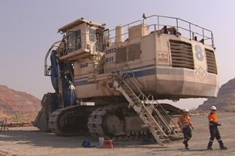 FIFO workers leave a truck, February 2013