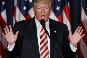 Donald Trump delivers a speech on national security at the Union League