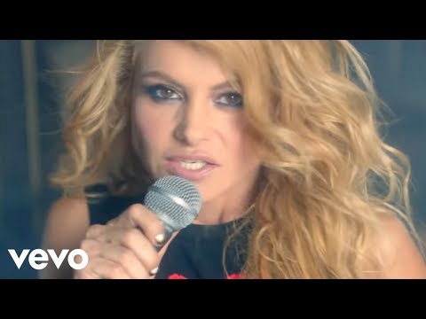 Paulina Rubio - Mi Nuevo Vicio ft. Morat