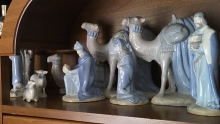 Porcelain nativity