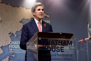 Secretary Kerry Delivers Remarks Upon Receiving the Chatham House Prize in Tandem With Iranian Foreign MInister Zarif in London