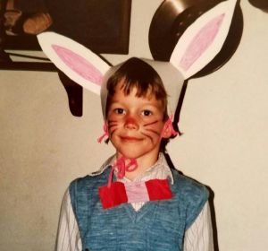 It may be Christmas, but Chris Pratt threw it right the way back to Easter with this childhood snap on Instagram.