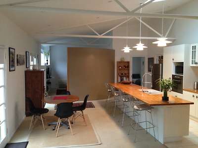 Kitchen/Dining area