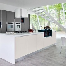 Essenza: handle-free kitchen by CucineLube - Kitchen Cabinetry