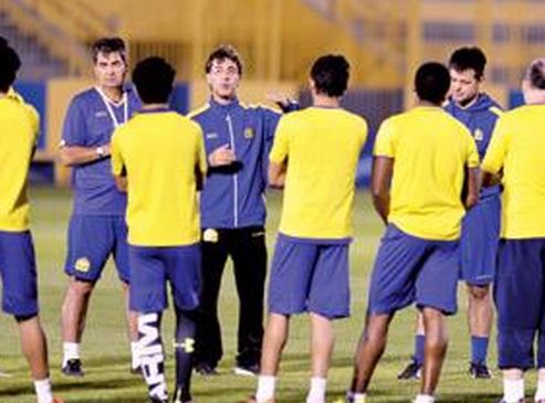 نادي النصر يستنجد بشرفييه لفك أزمته المالية