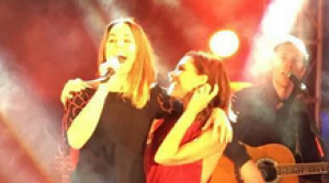 Melanie C and Victoria Beckham perform on New Year's Eve.