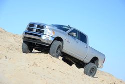 2014 Ram Cummins 2500 Suspension Review: Carli Pintop 2.5 Lift System