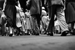 Crowds of Christmas shoppers on the corner of Market Street and Pitt Street, Sydney on 22 December 1953. SUN NEWS ...