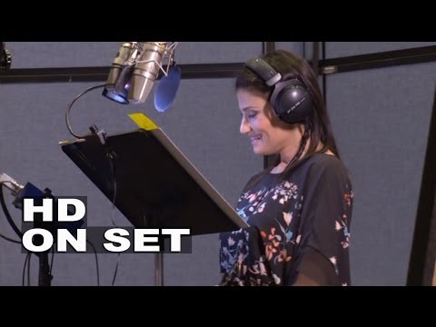 Frozen: Kristen Bell "Anna" & Idina Menzel "Elsa" Behind the Scenes of the Movie Voice Recording