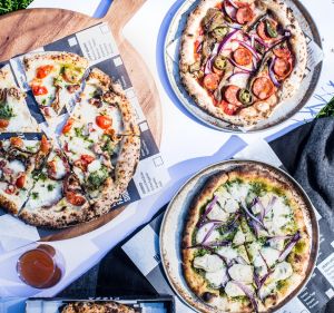 Fratelli Famous pizza is available to eat-in or takeaway to the park.